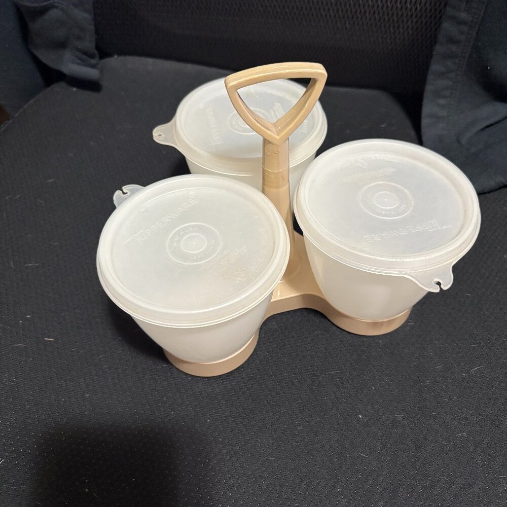 Tupperware 3 bowl condiment set